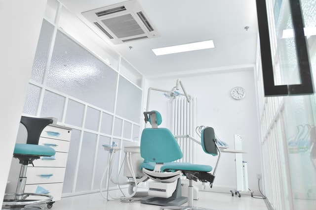 Dentist chair